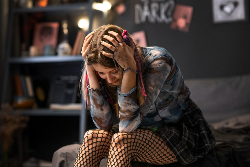 Woman addicted to opioids